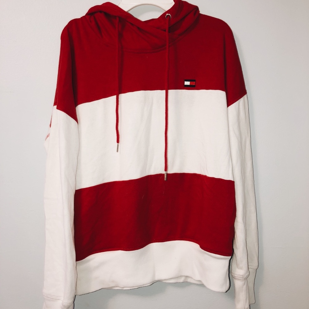 Tommy Hilfiger Red and White Sweatshirt